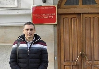 Українському активісту Мовенку змінили реальний термін на умовний
