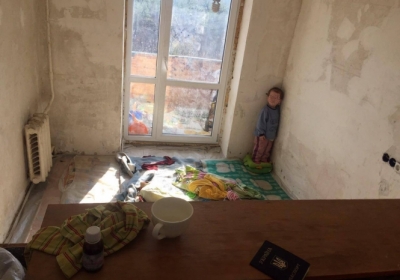 В Киеве трехлетний мальчик рос в наркопритоне