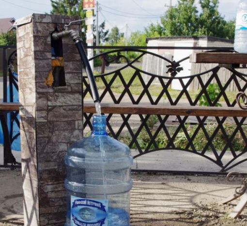 Окупаційна влада Криму заявляє про брак якісної питної води для населення