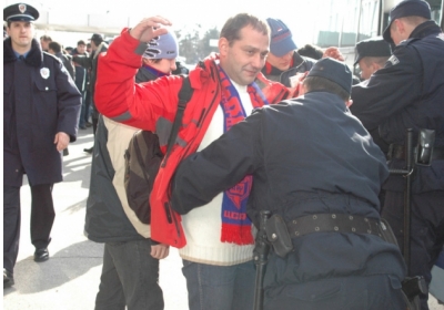 ​Захарченко проти повернення міліціонерів на футбольні матчі