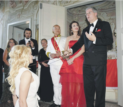 Итальянская полиция задержала фальшивого «принца» Черногории