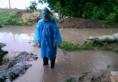 Через зливу біля Маріуполя затопило бліндажі українських військових, - фото