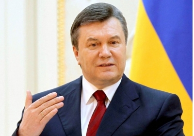 Янукович ратує за проведення позачергової сесії Ради