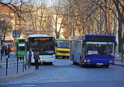 Стоимость проезда во львовских маршрутках официально повысили до 7 грн