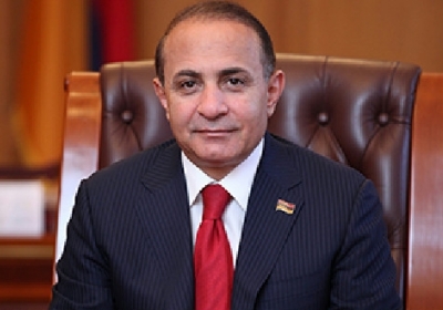 Прем'єр Вірменії подав у відставку