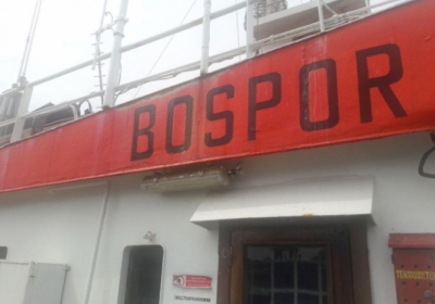 На Одещині затримали судно, яке незаконно переправляло людей в Крим, - ВІДЕО
