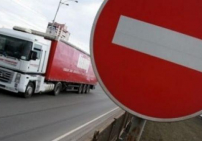 Польща домовилась з Росією про спрощення в'їзду в РФ польських вантажівок 