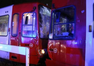 У Німеччині 43 особи постраждали через зіткнення трамваїв