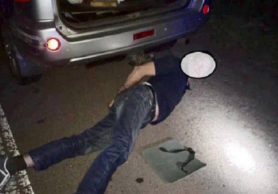 В Киевской области пьяный экс-милиционер устроил стрельбу и швырял кирпичи в полицейскую машину