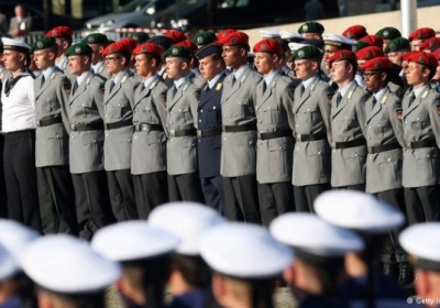 Немецкая армия ввела форму для беременных