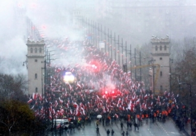 В Польше проходят многотысячные акции ко Дню независимости