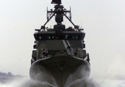 Росія задіяла військовий корабель для охорони бурових установок від України