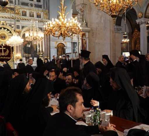 Собор в Стамбуле: Константинопольская церковь может предоставить автокефалию без согласия других церквей