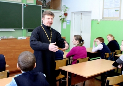Противники церковних шкіл не розуміють суті закону і демонструють радянське походження, - релігієзнавець