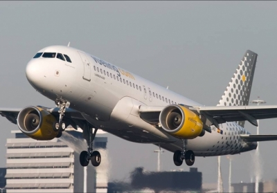 У червні Україна відкриє небо для лоукостерів Vueling і Air One