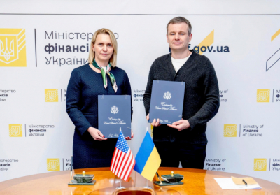Україна та США підписали угоду про відтермінування виплат за боргом