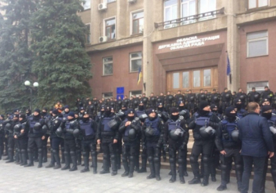 Поліція посилила охорону Миколаївської ОДА