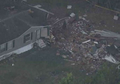 В США самолет упал на дом, двое погибших
