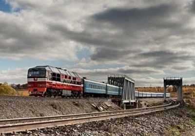 Терористи підірвали міст на Донецькій залізниці