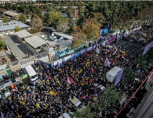 В Ірані почалися масові антиамериканські протести