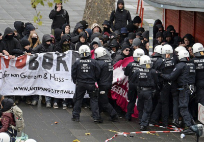 В Германии произошли столкновения с полицией через съезд правой партии AfD