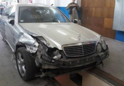 Из Польши в Украину пытались провести 58 кг гашиша в разбитом Mercedes