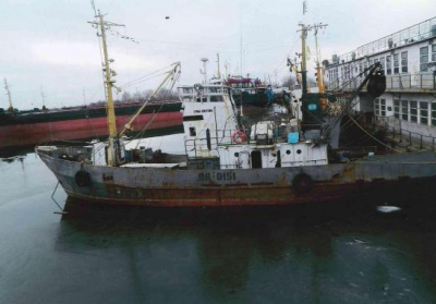 У Криму оштрафували український корабель та відправили додому

