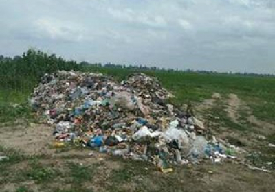 На Київщині незаконно скинули 60 тонн львівського сміття