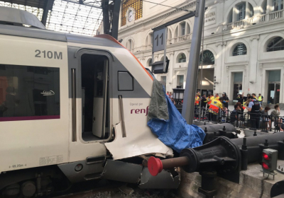 В Барселоне 48 человек пострадали из-за железнодорожной катастрофы