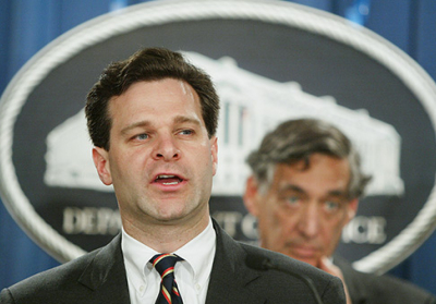 Сенат США утвердил кандидатуру Кристофера Рэя на пост главы ФБР