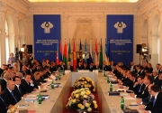 Форум "Ялтинські ділові зустрічі". Фото: kmu.gov.ua