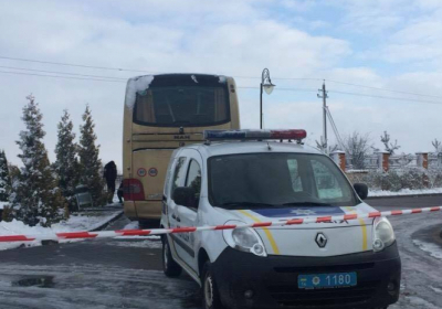 Возле Львова взорвали взрывчатку в автобусе, в котором перевозили польских туристов
