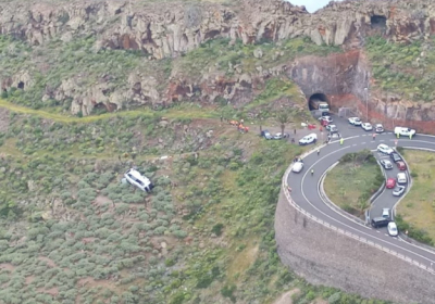 На іспанському острові автобус з британськими туристами зірвався у яр