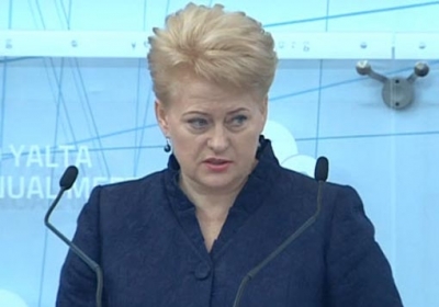 Президент Литви вимагає в ЄС запровадити жорсткі санкції проти Росії