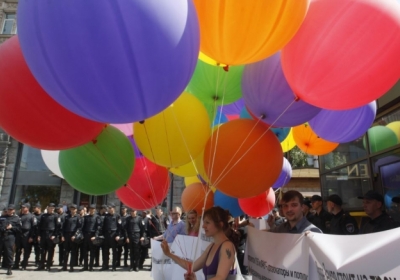 Гей-парад у Вашингтоні: церква, школи, спортсмени підтримують своїх ЛГБТ-колег (фото)