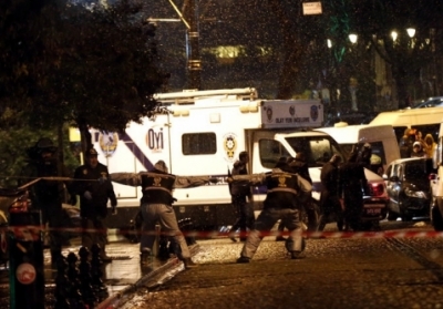 Внаслідок вибуху у Стамбулі поранення отримали четверо осіб
