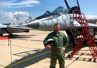 Президент Словаччини назвав помилкою передачу МіГ-29 Україні