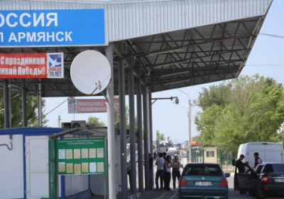 Українець під чужим паспортом намагався виїхати з Криму

