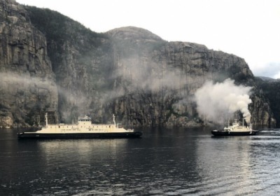 У Норвегії загорівся туристичний паром, 54 пасажирів і екіпаж евакуювали
