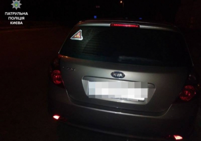 В Киеве пьяный водитель пытался дать взятку патрульным