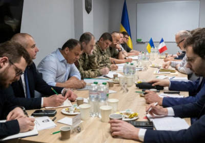 Франція запропонувала шляхи фінансування закупівлі зброї та техніки для потреб ЗСУ