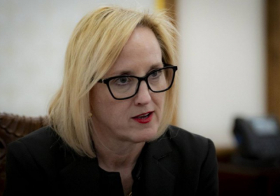 Посолка США в Україні Девіс йде у відставку