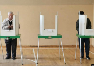 У Грузії перемагають проросійські сили на тлі сутичок протестувальників зі спецназом