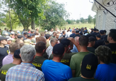 Пострадавшие от столкновений на ферме в Бережинке требуют отставки руководителя полиции Кировоградщины