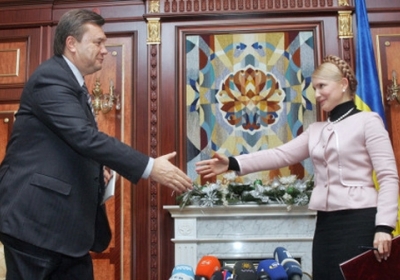 Віктор Янукович, Юлія Тимошенко. Фото: svit24.net