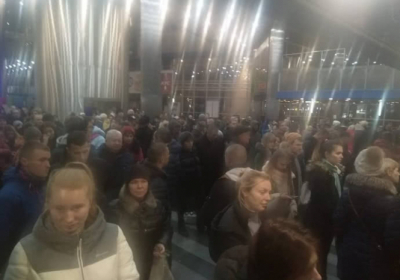 Деньги сняты, а билетов так и не увидел на вокзале в Киеве коллапс из-за сбоев системы
