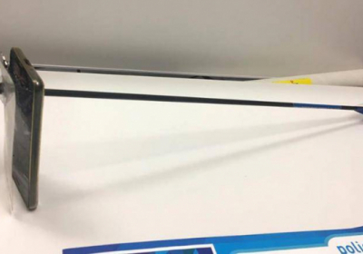 В Австралии мужчина спасся смартфоном от стрелы, которая летела в него