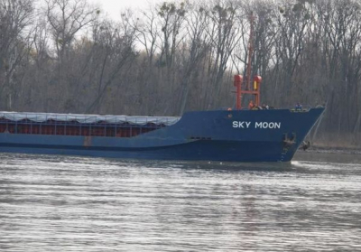 Суд оштрафовал экипаж иностранного судна за посещение портов в Крыму