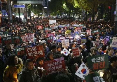 В Сеуле монах совершил самоподжог в знак антипрезидентского протеста