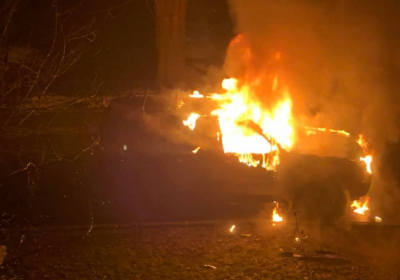 Вночі спалили машину матері київського депутата від 
